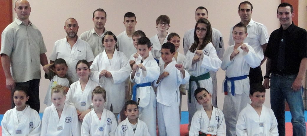 A eux le grade supérieur